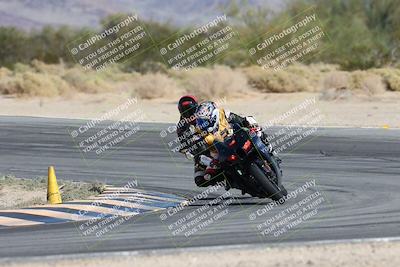 media/Nov-16-2025-Race Pace (Sun) [[8c5fa54630]]/Non Verified Riders (1st 20 Minutes)/2-Turn 10 (1010am)/